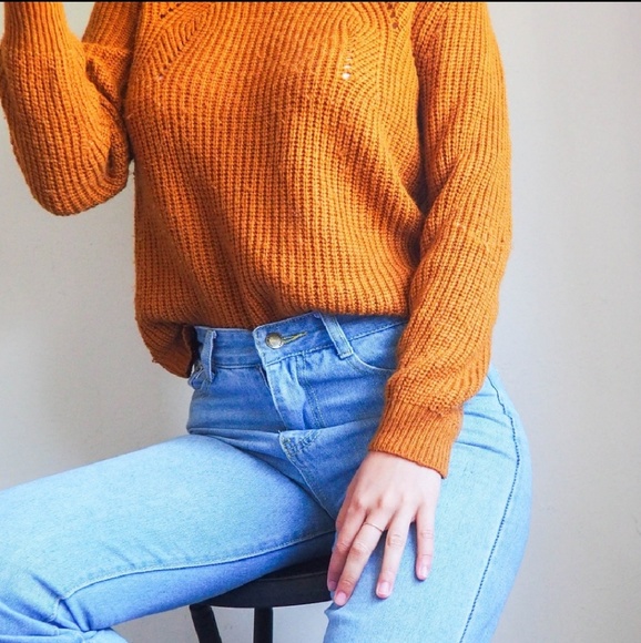 Mustard Sweater - Picture 3 of 4